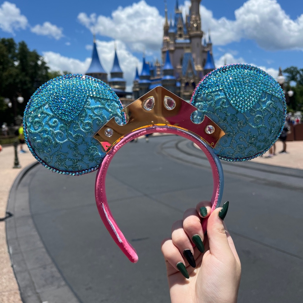 Custom Rhinestone Sleeping Beauty Disney Ears - Picture 4 of 9